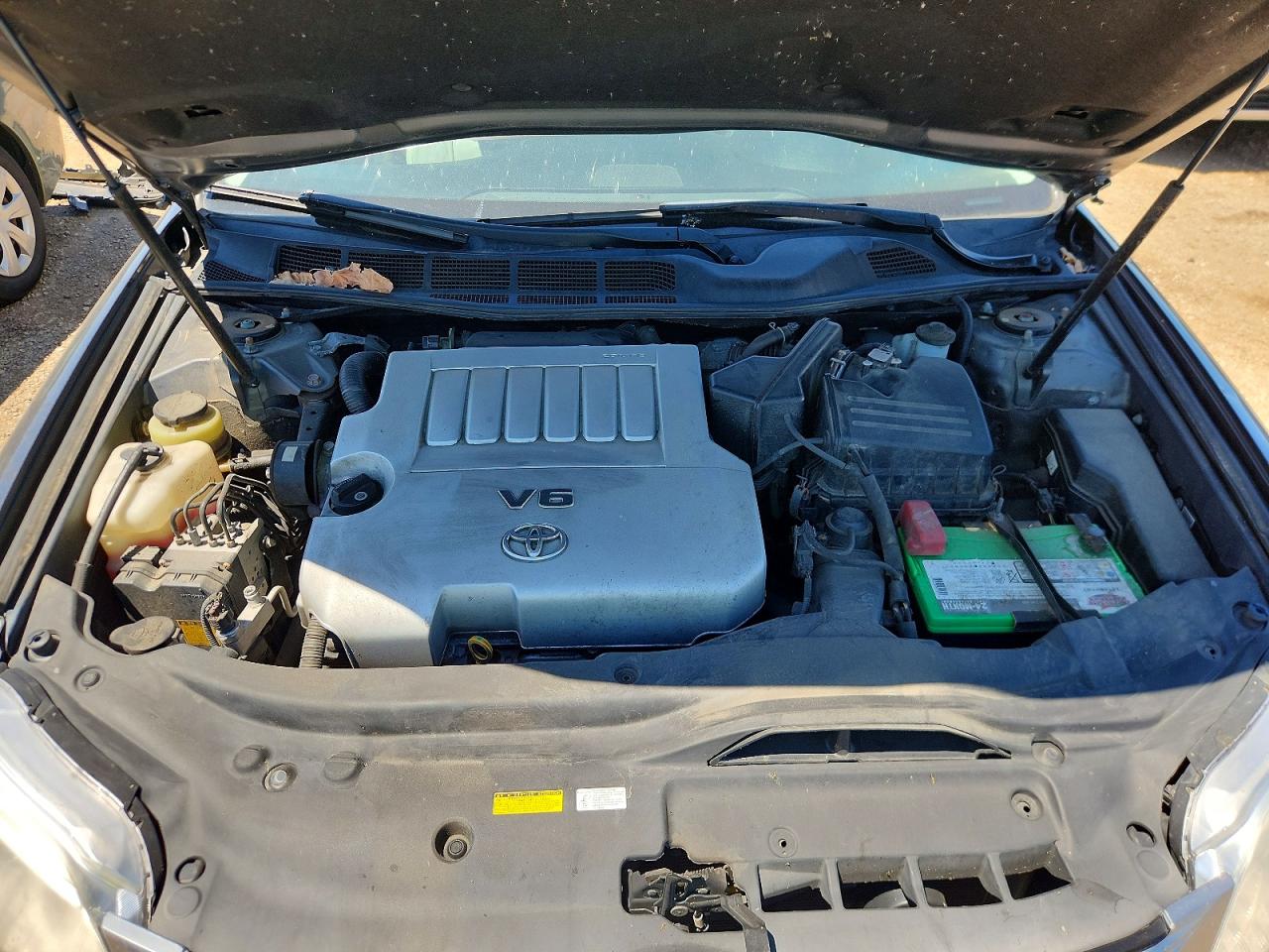 2011 TOYOTA AVALON