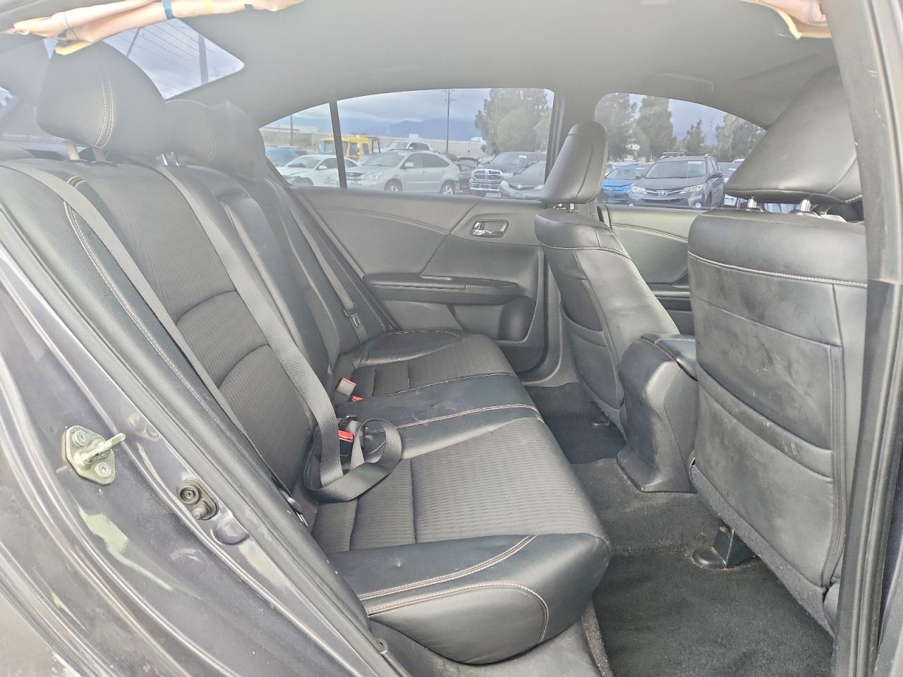 2017 HONDA ACCORD