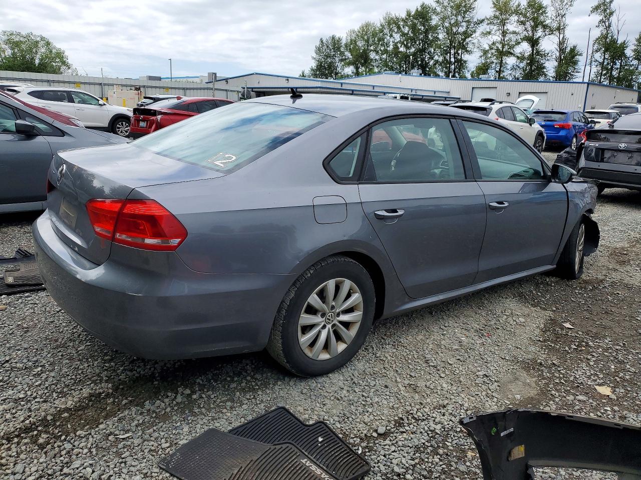 2012 VOLKSWAGEN PASSAT