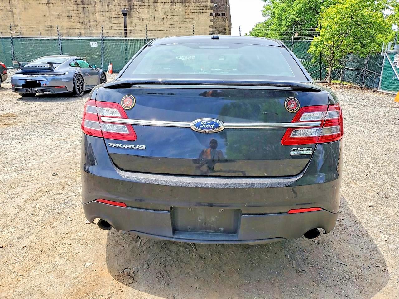 2018 FORD TAURUS