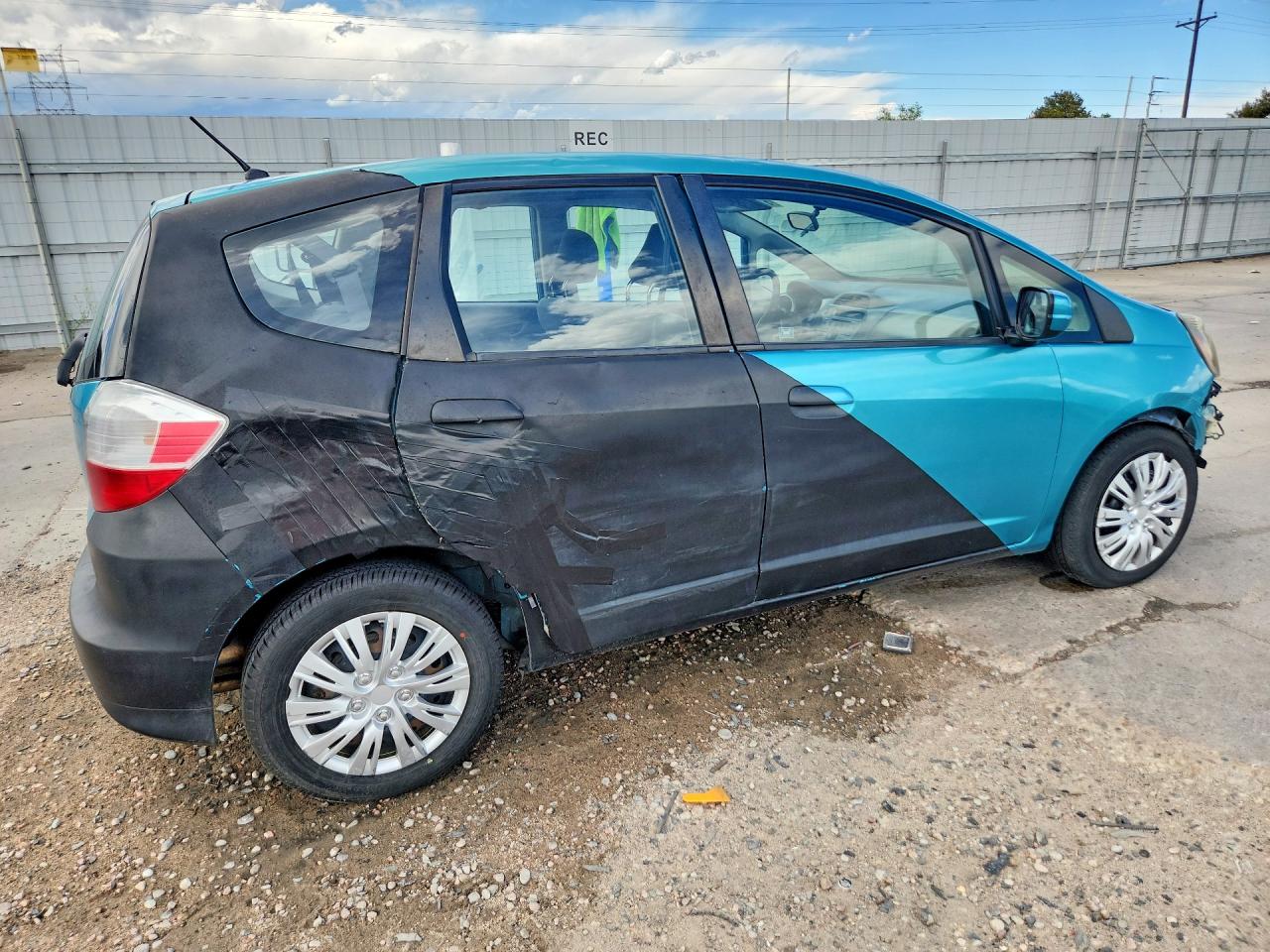 2012 HONDA FIT