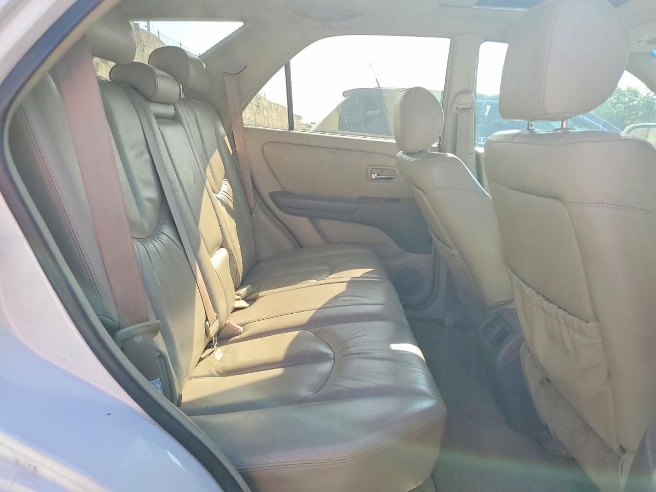 2002 LEXUS RX300