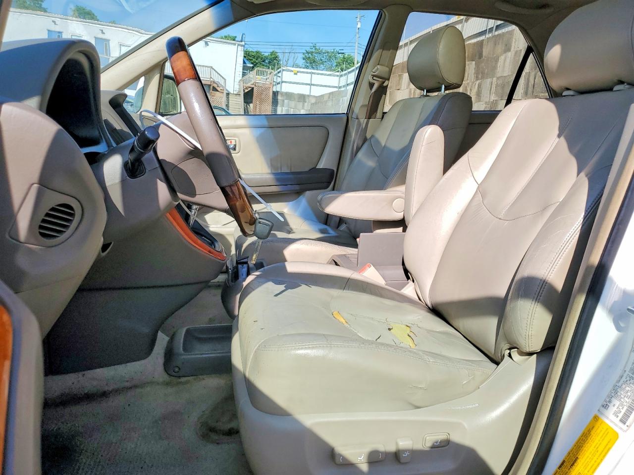 2002 LEXUS RX300
