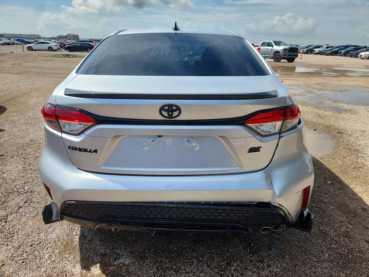 2022 TOYOTA COROLLA