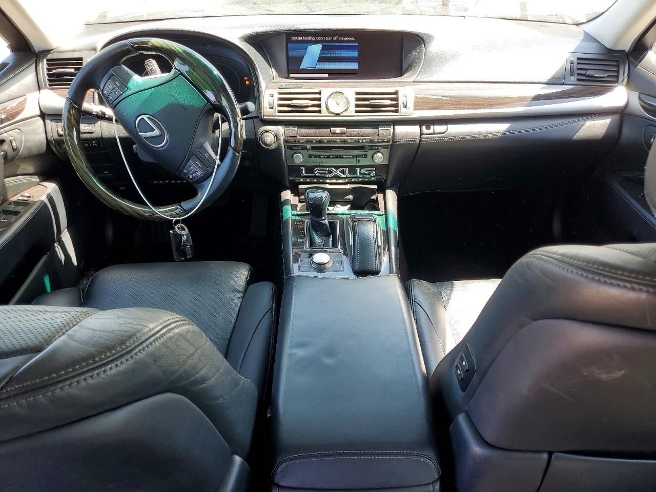 2017 LEXUS LS460
