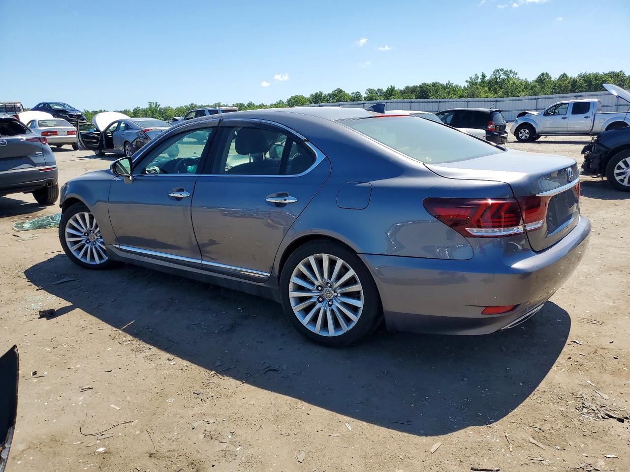 2017 LEXUS LS460