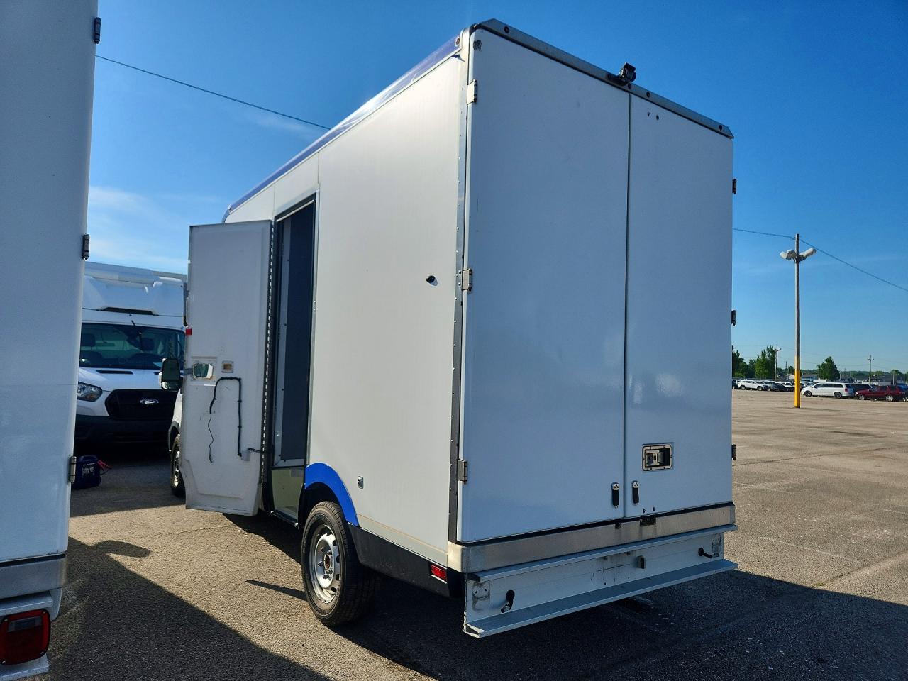 2022 FORD TRANSIT