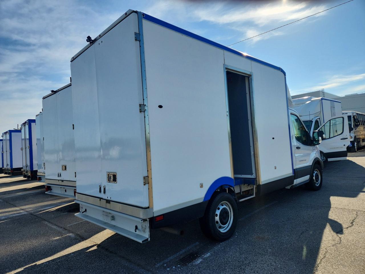 2022 FORD TRANSIT