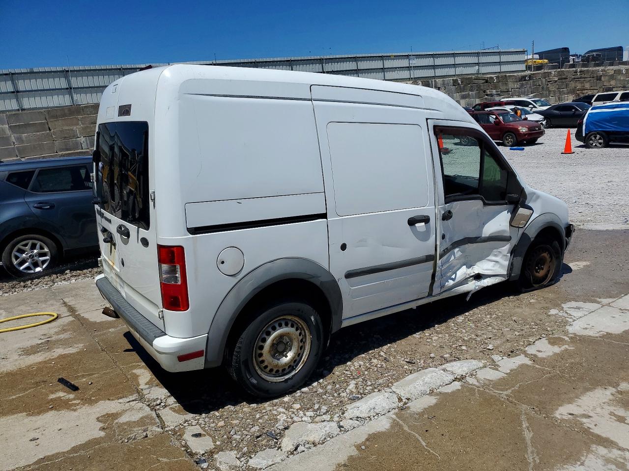 2011 FORD TRANSIT