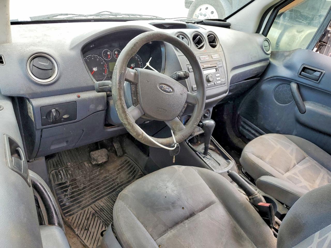 2011 FORD TRANSIT