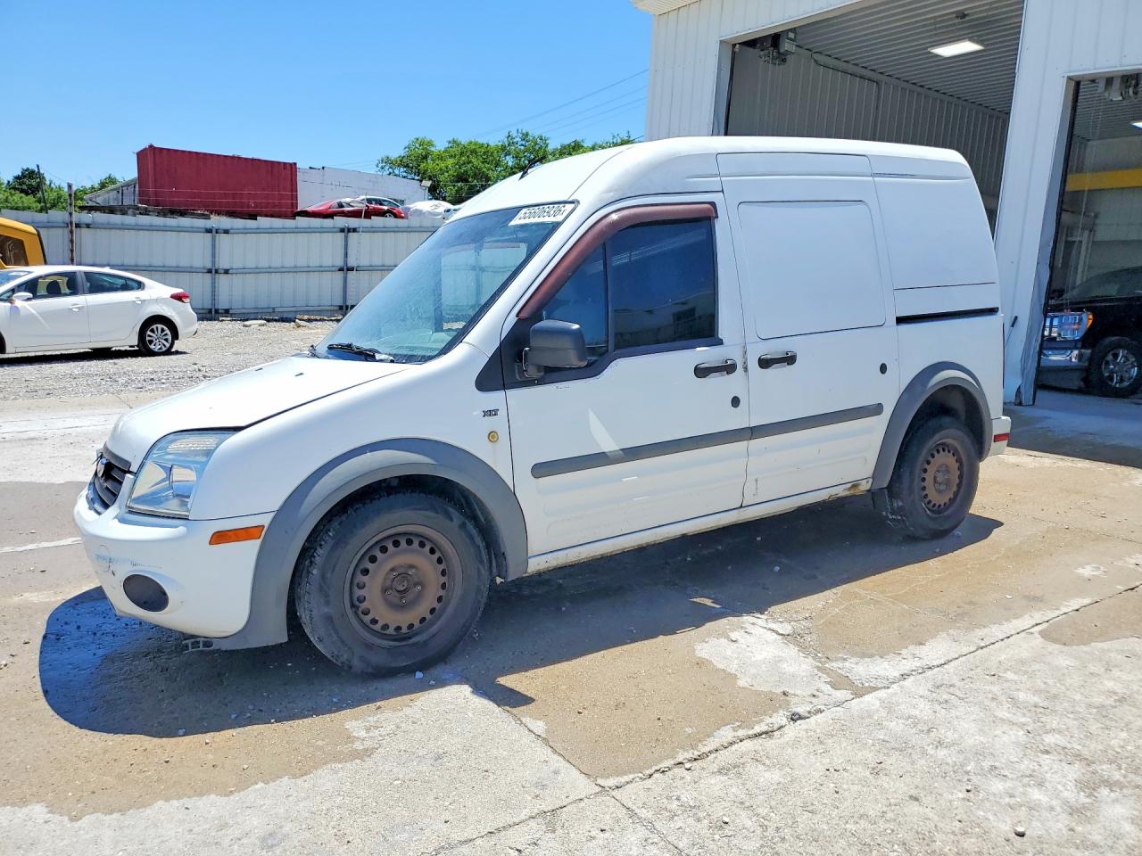 2011 FORD TRANSIT