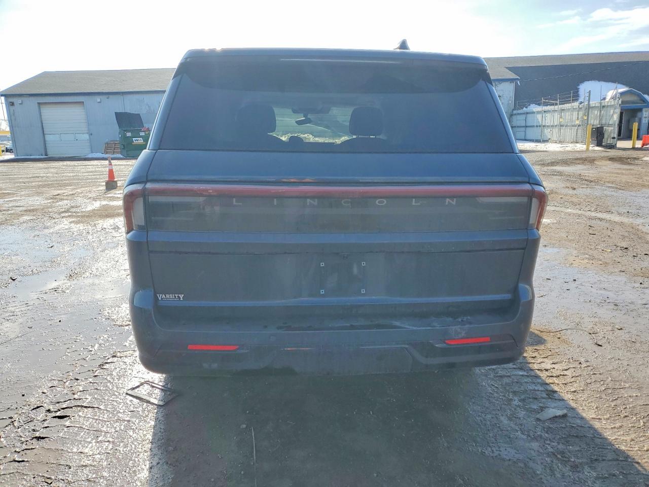2025 LINCOLN NAVIGATOR