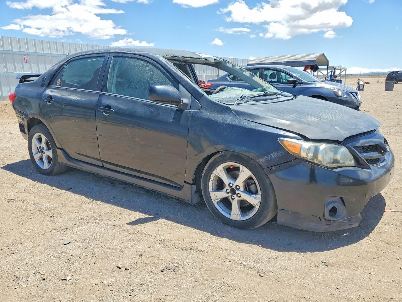 2011 TOYOTA COROLLA