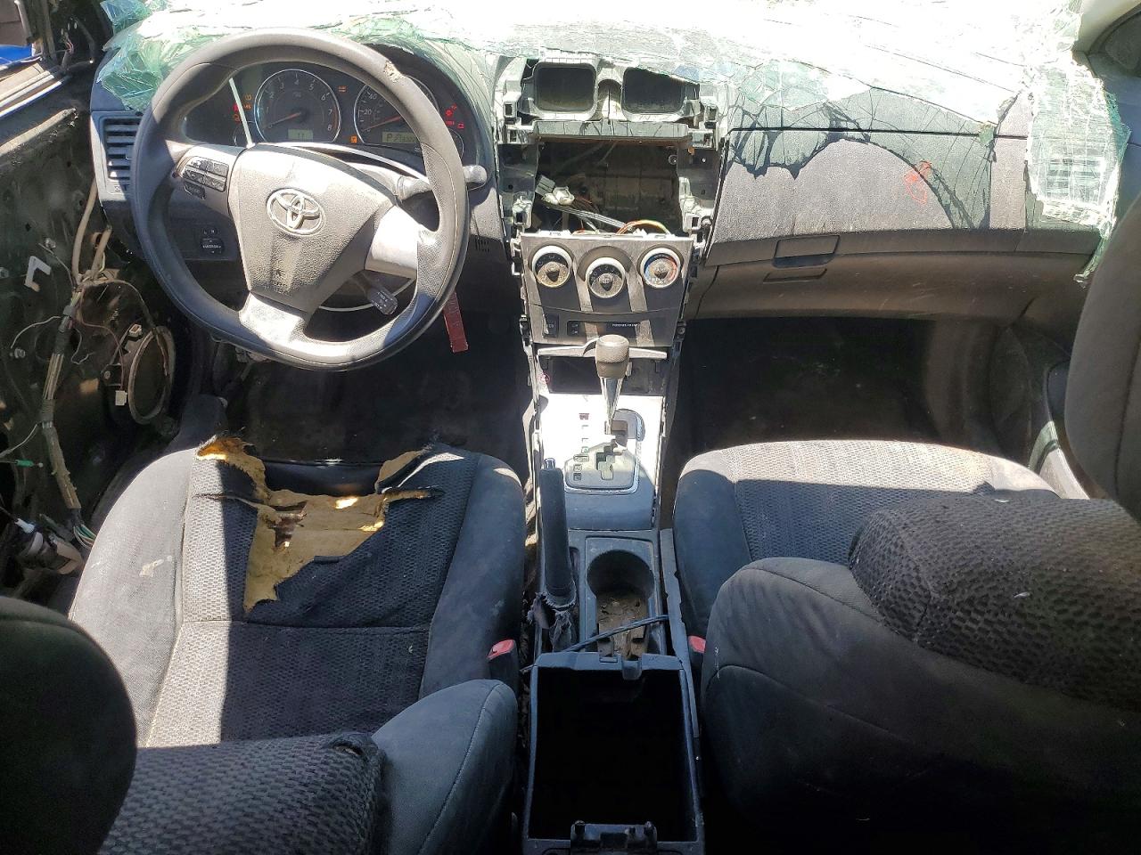 2011 TOYOTA COROLLA