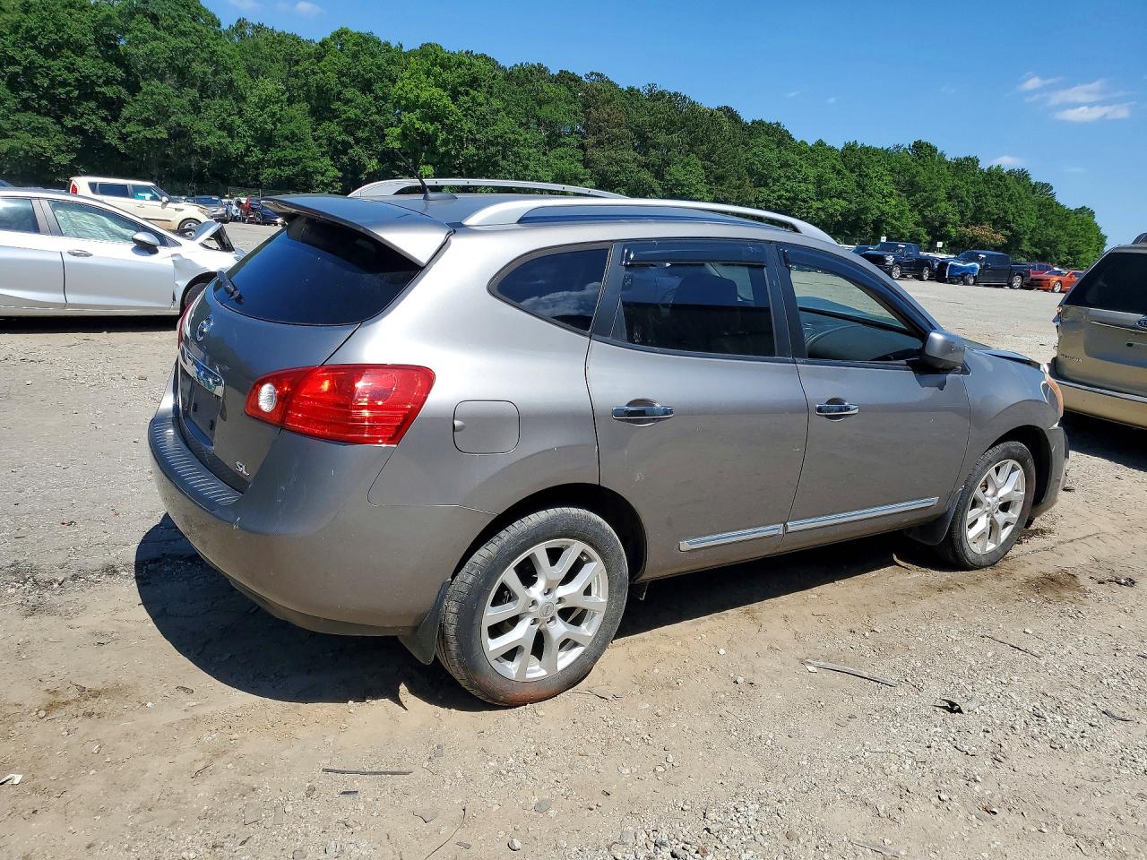 2012 NISSAN ROGUE