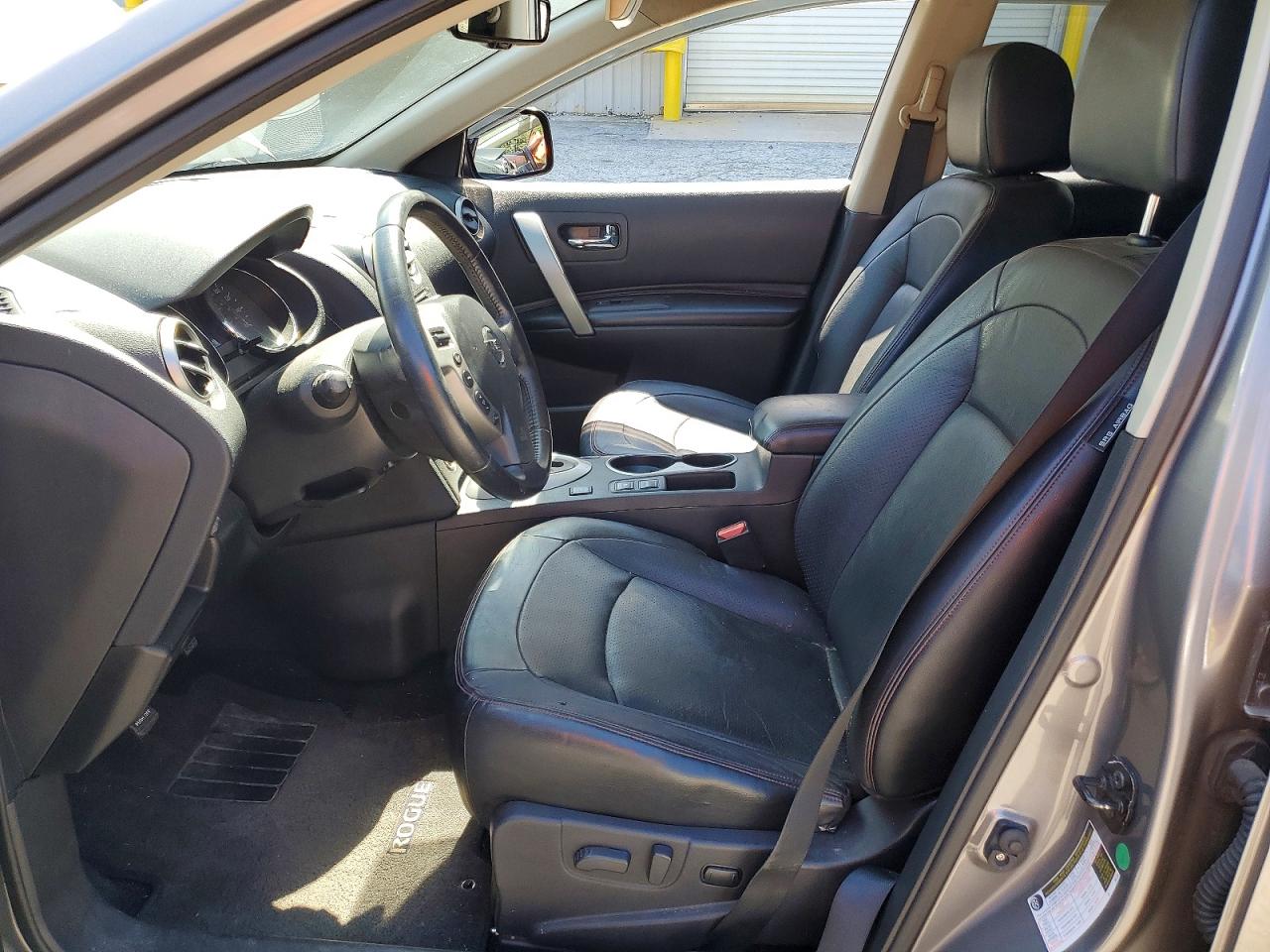 2012 NISSAN ROGUE