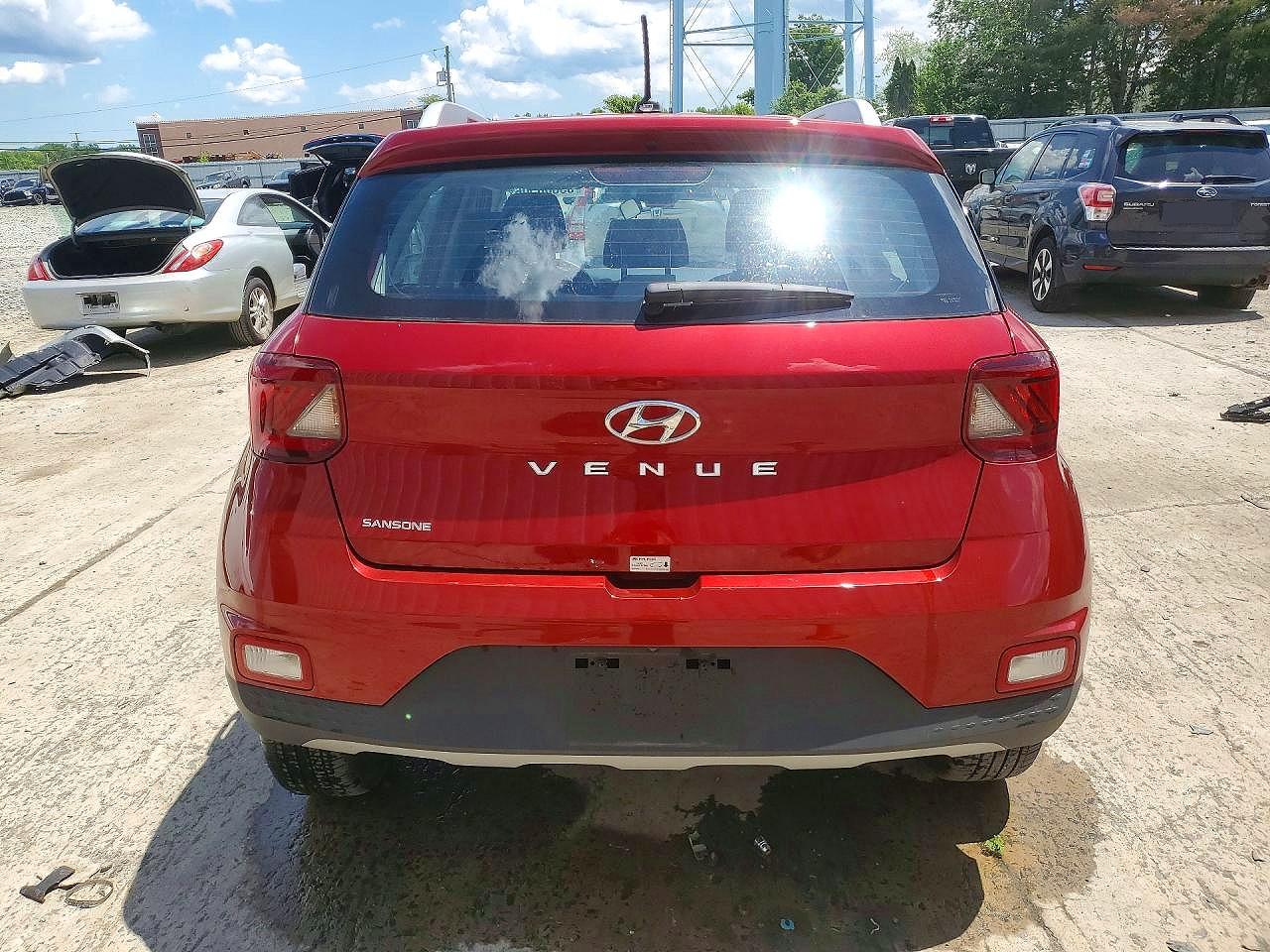 2024 HYUNDAI VENUE LIMI