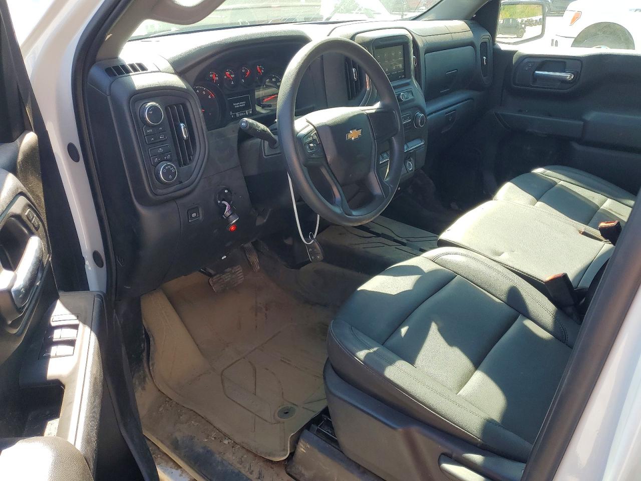 2025 CHEVROLET SILVERADO