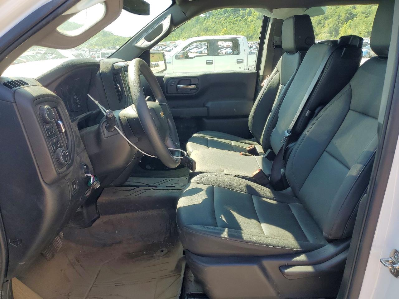 2025 CHEVROLET SILVERADO