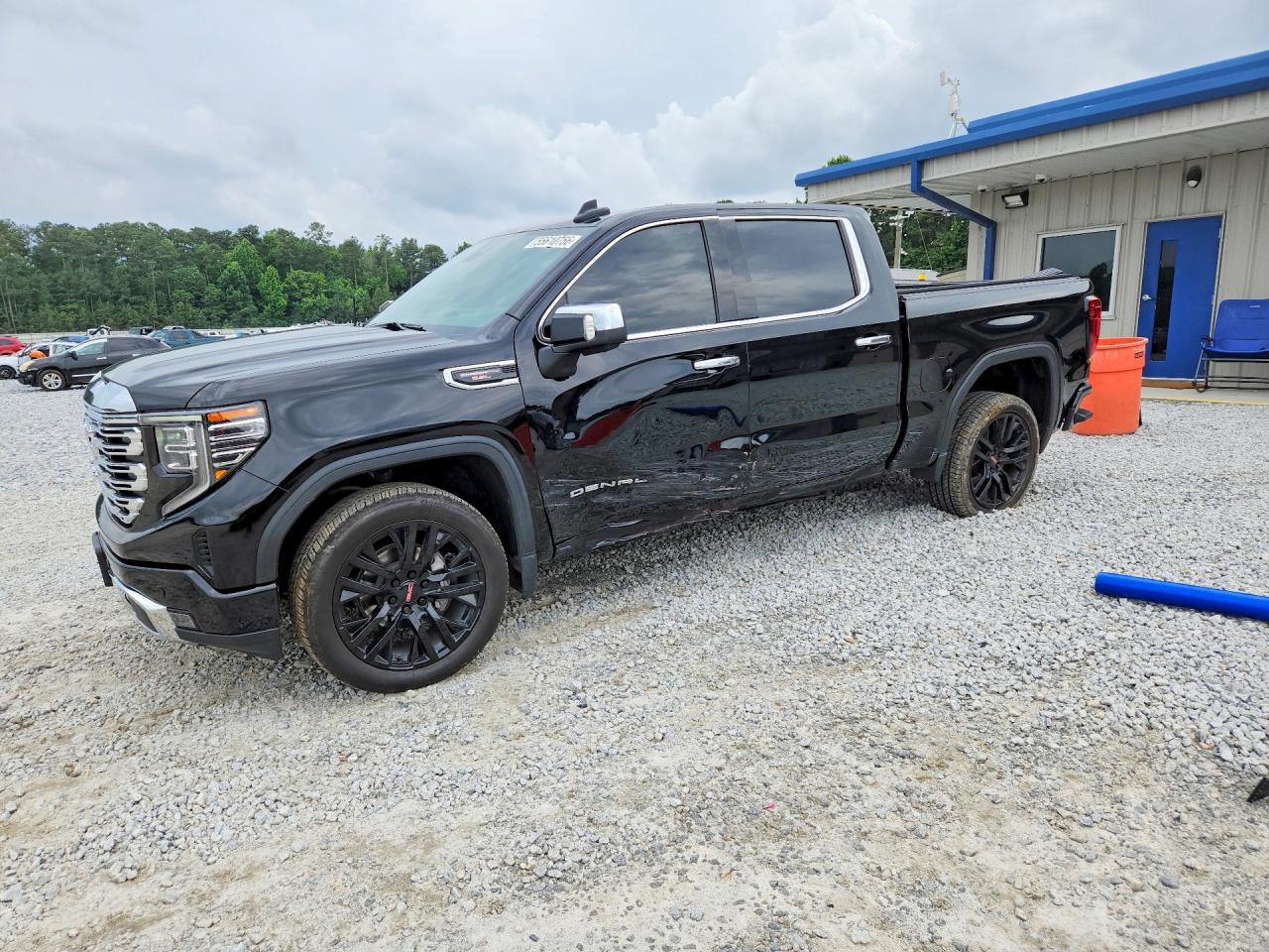2023 GMC SIERRA