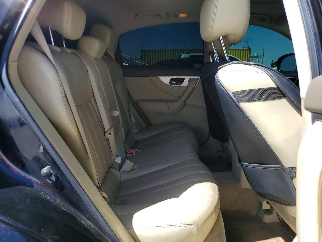 2012 INFINITI FX35