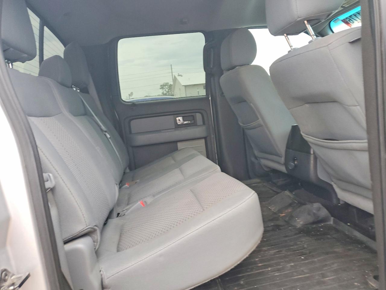 2013 FORD F150