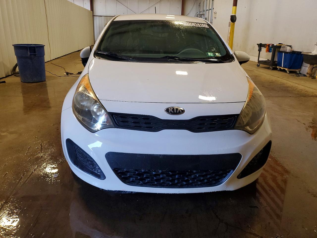 2013 KIA RIO