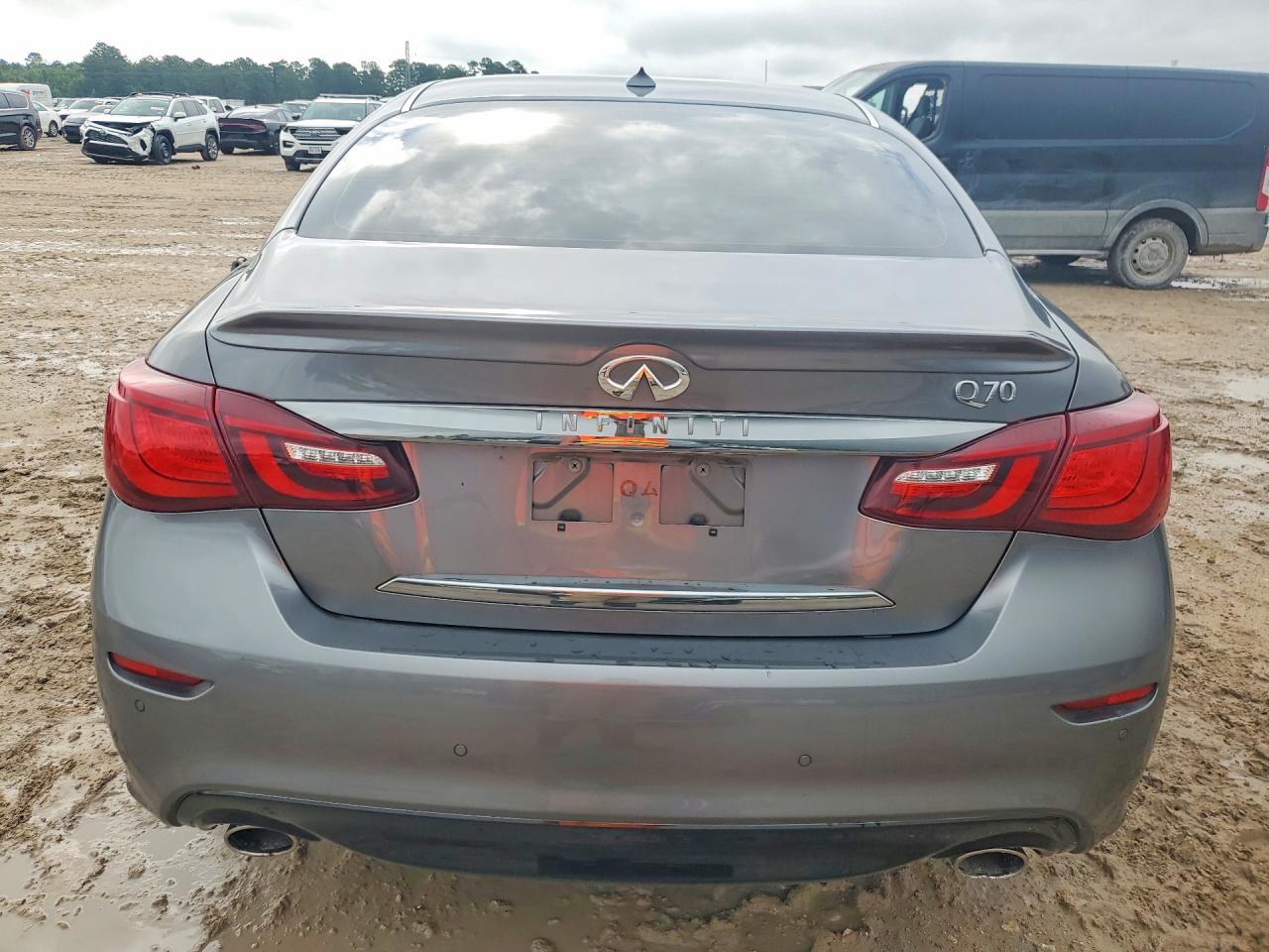 2018 INFINITI Q70