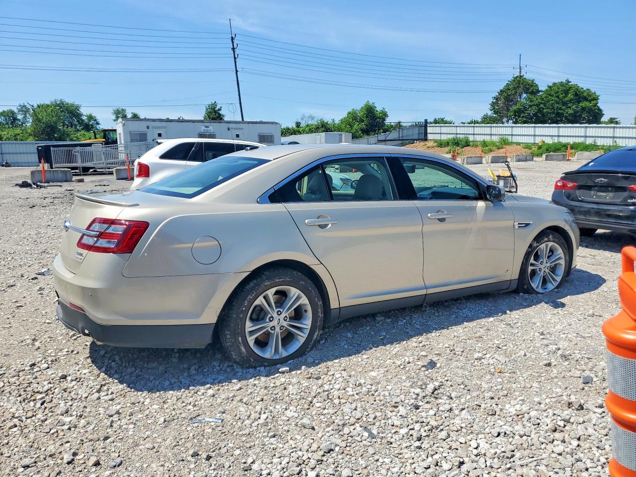 2017 FORD TAURUS