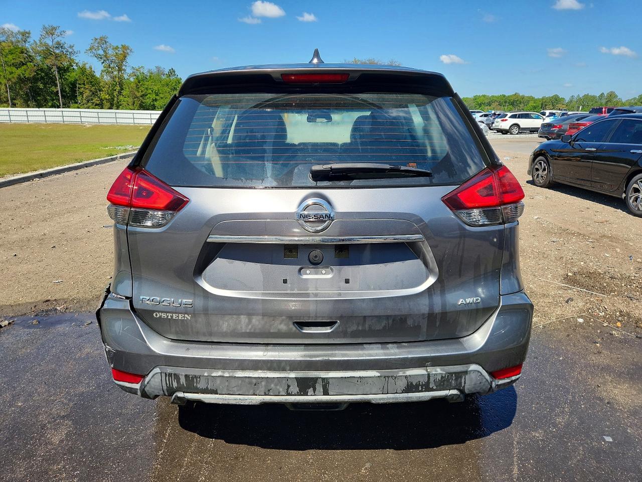2017 NISSAN ROGUE