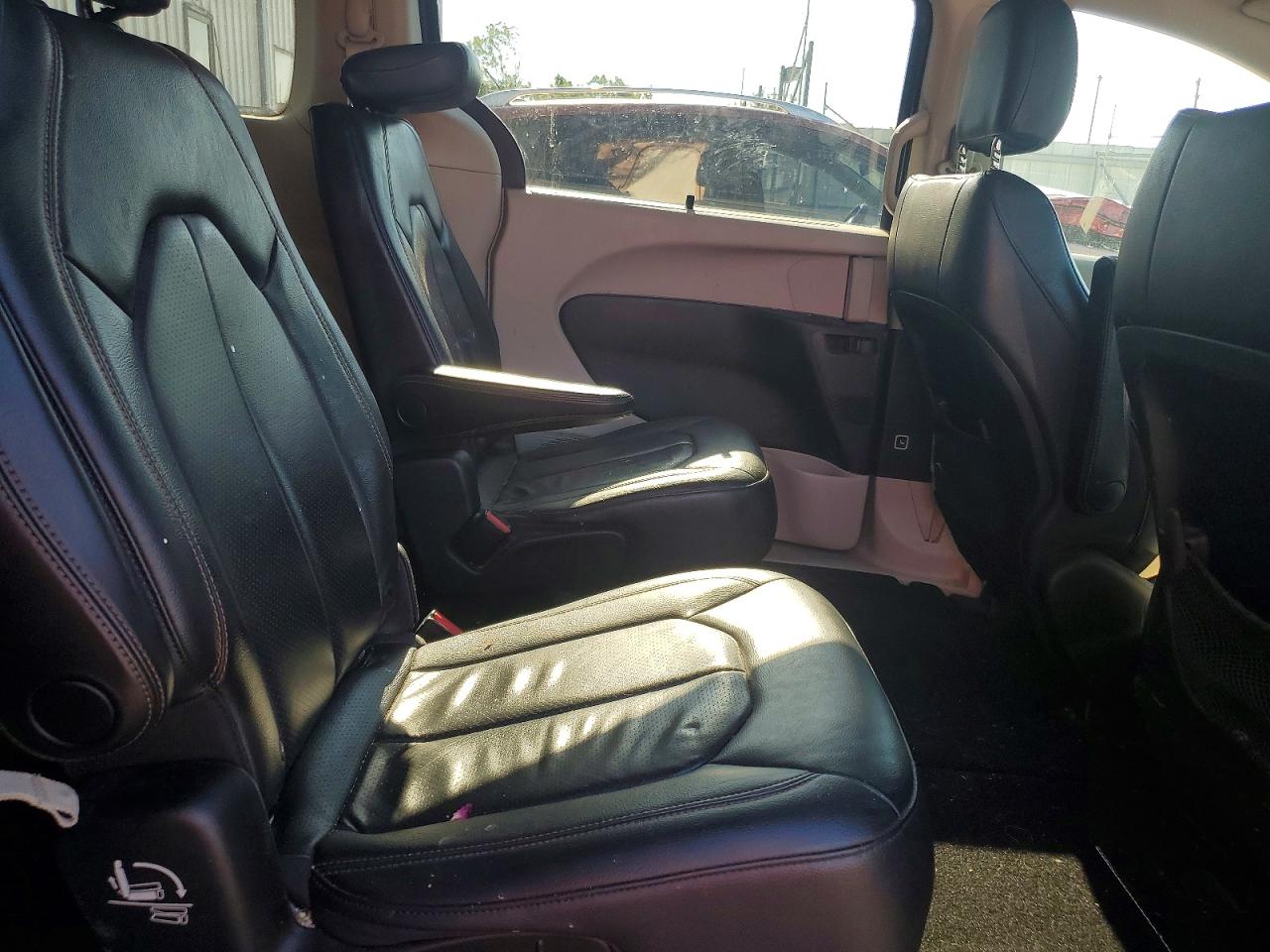 2019 CHRYSLER PACIFICA