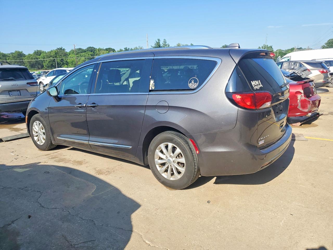 2019 CHRYSLER PACIFICA