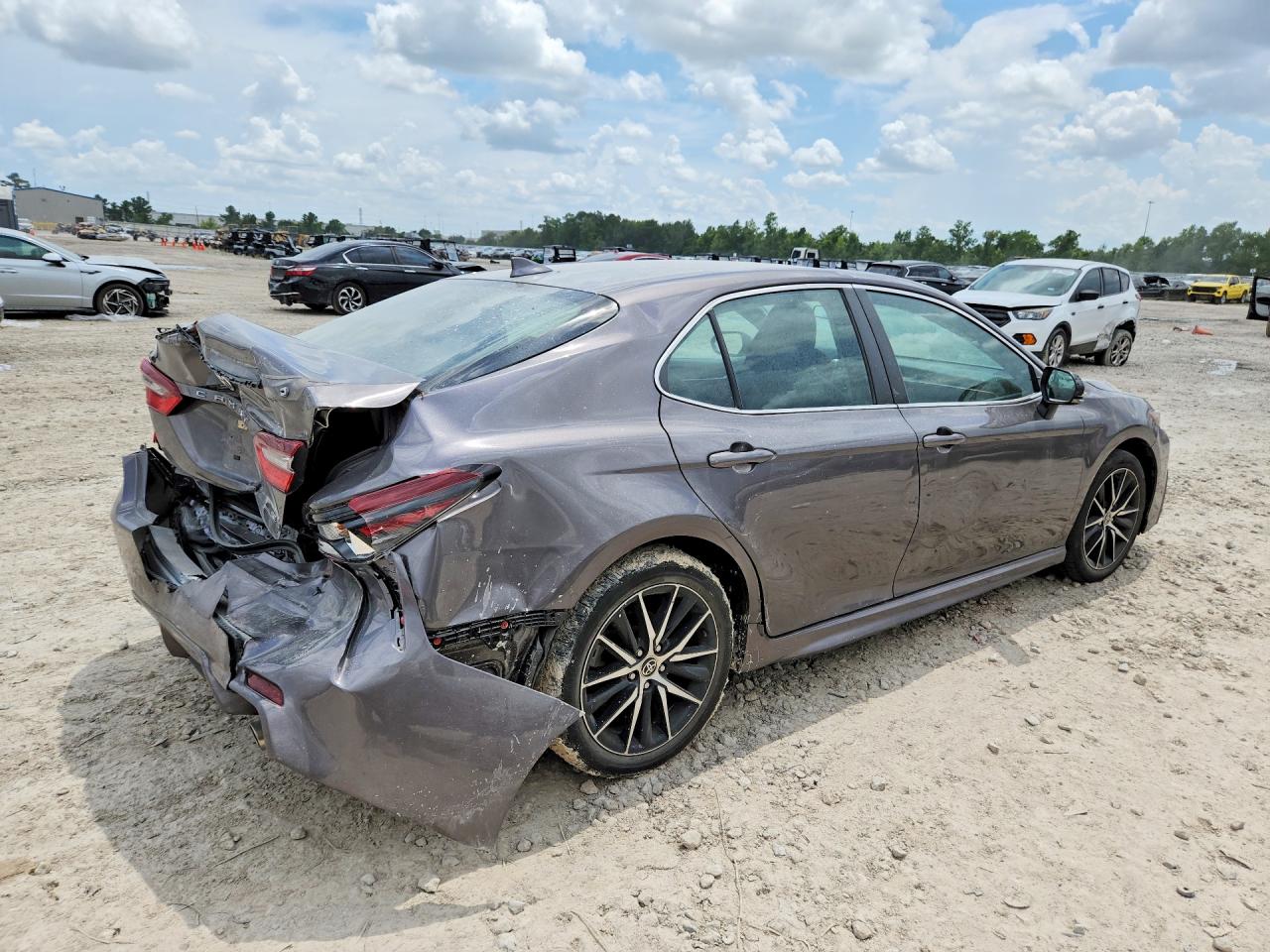2023 TOYOTA CAMRY