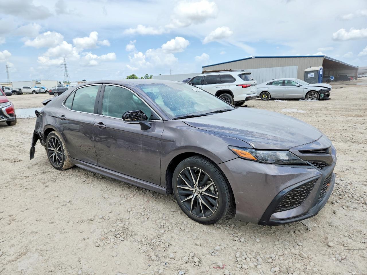 2023 TOYOTA CAMRY