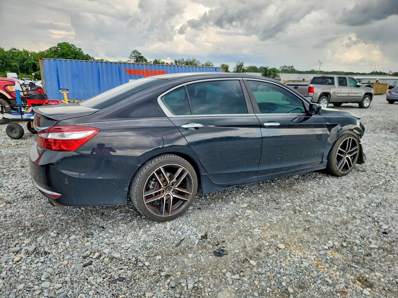2016 HONDA ACCORD