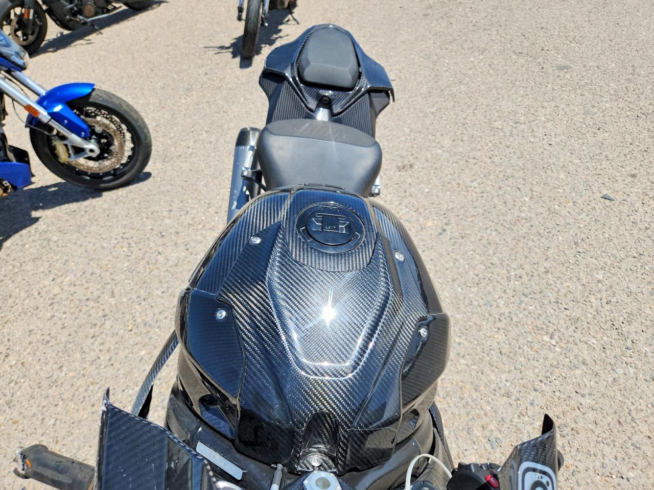 2025 BMW S