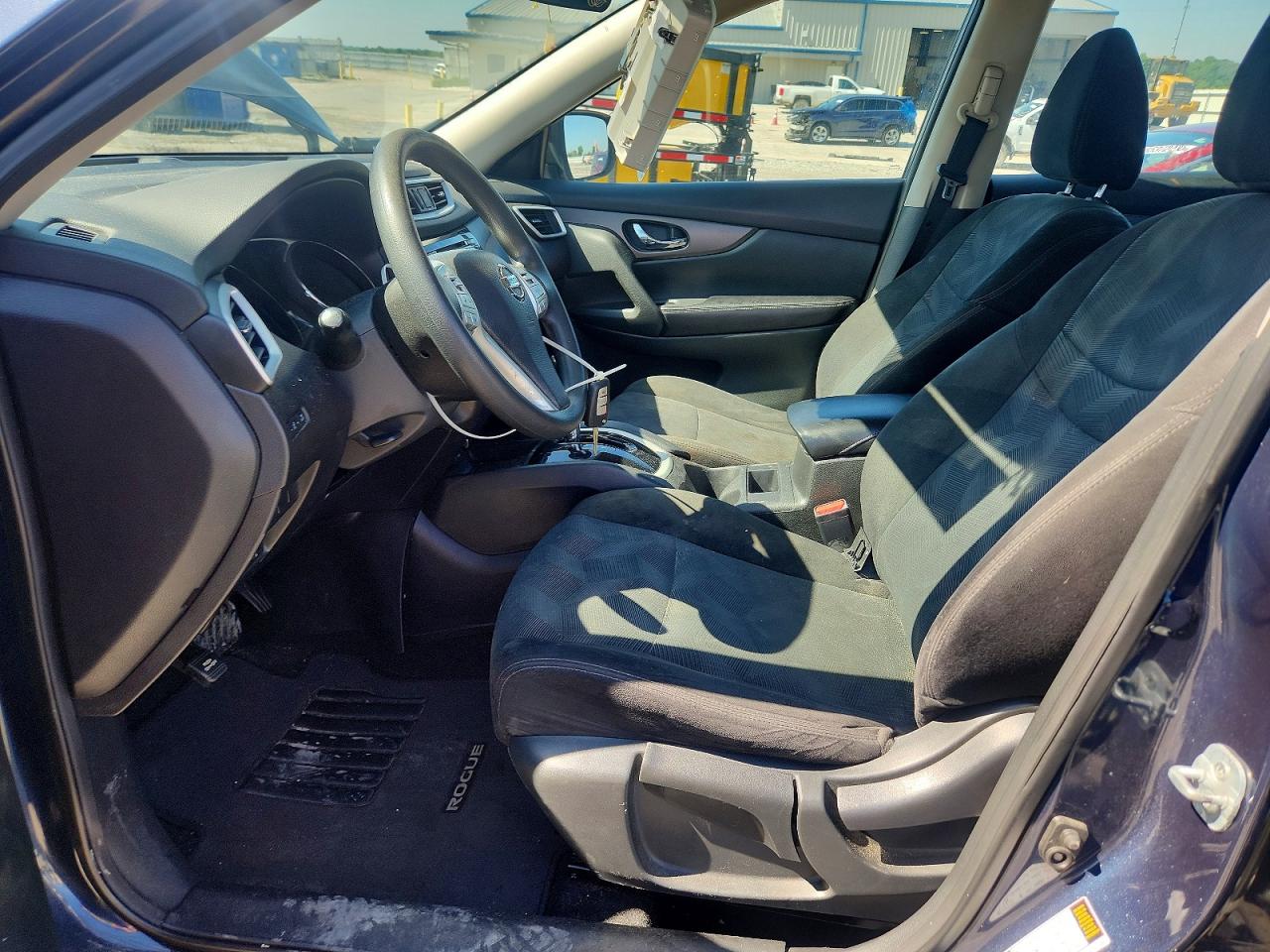 2016 NISSAN ROGUE