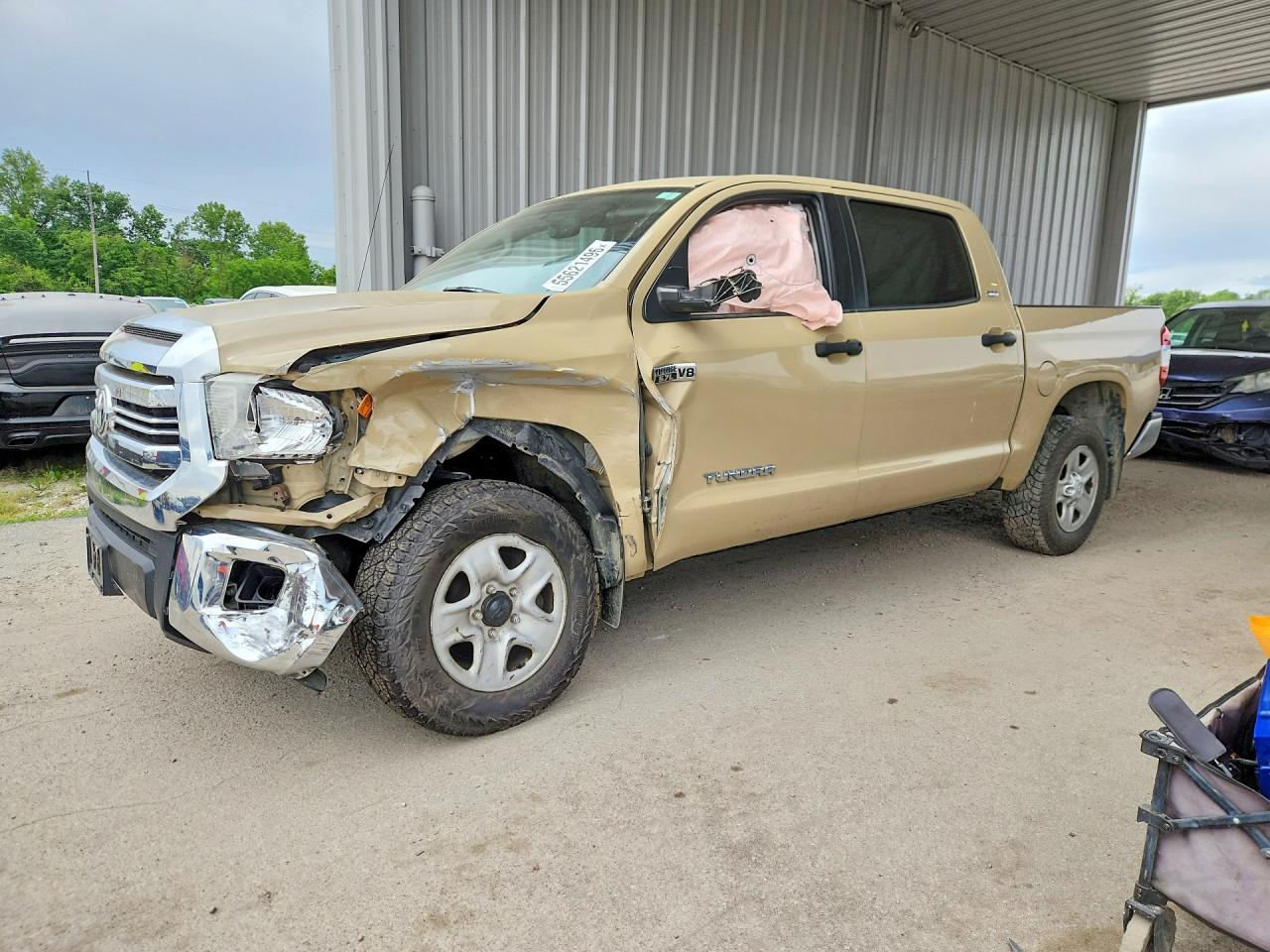 2017 TOYOTA TUNDRA