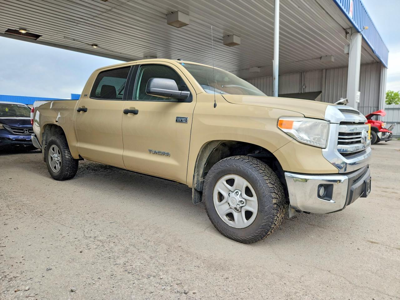 2017 TOYOTA TUNDRA