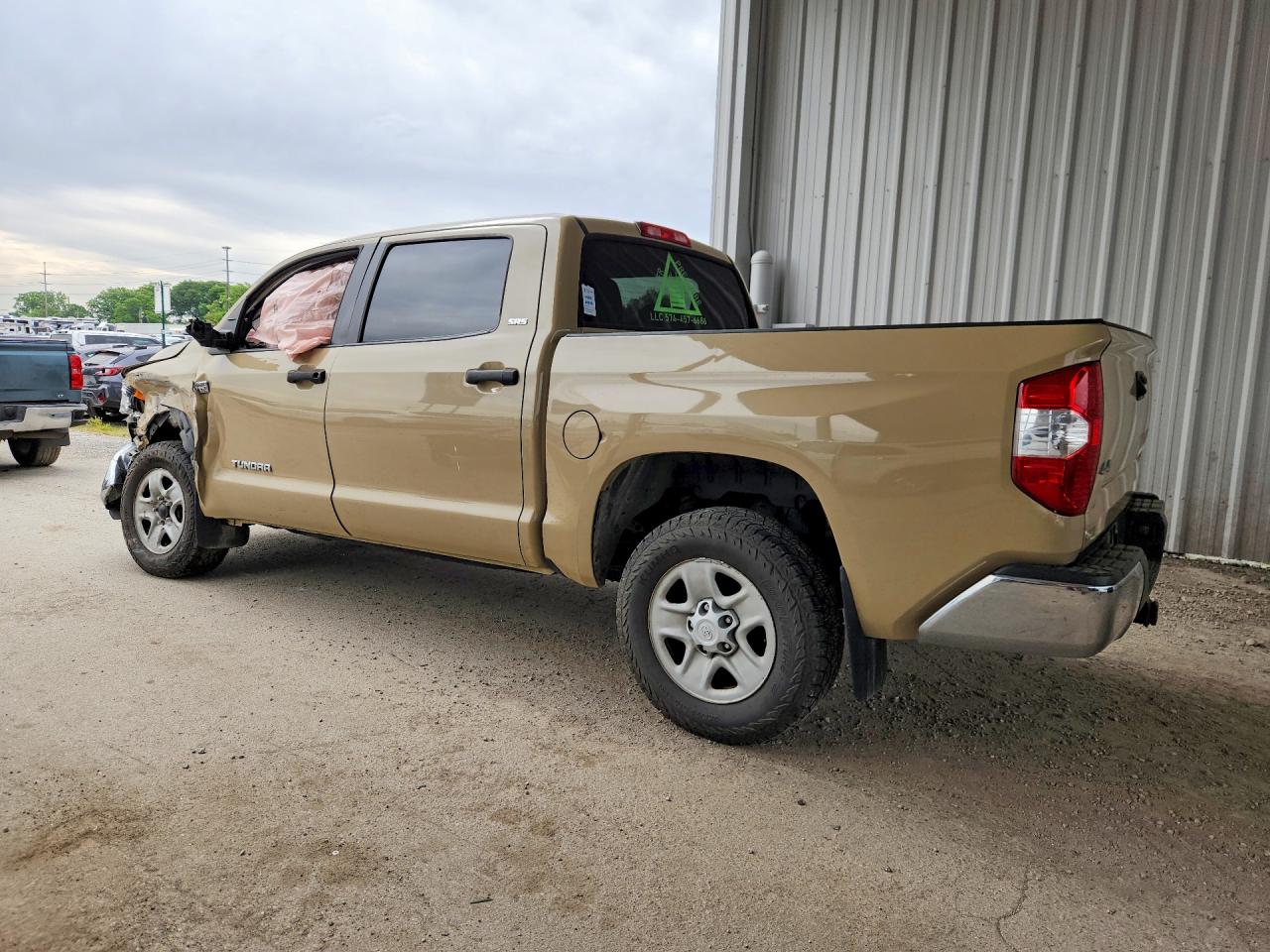 2017 TOYOTA TUNDRA