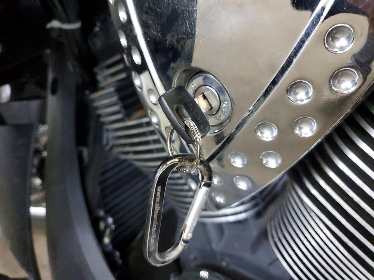 2013 VICTORY MOTORCYCLES MOTORCYCLE