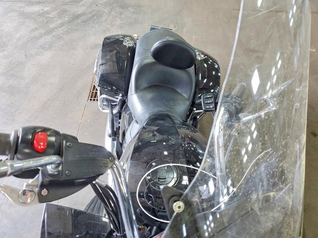 2013 VICTORY MOTORCYCLES MOTORCYCLE
