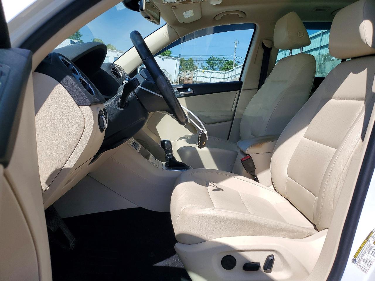 2017 VOLKSWAGEN TIGUAN