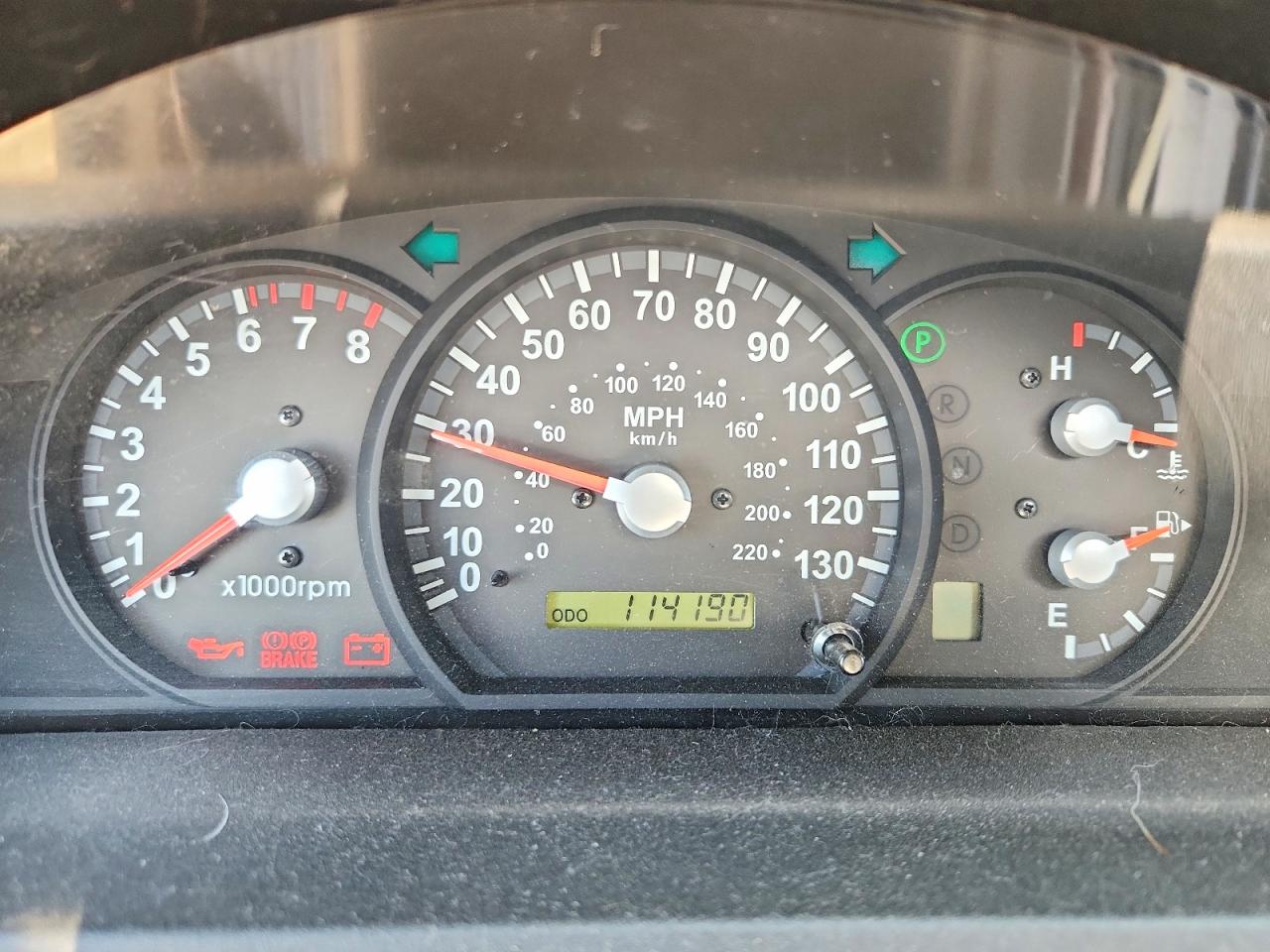 2005 KIA SORENTO
