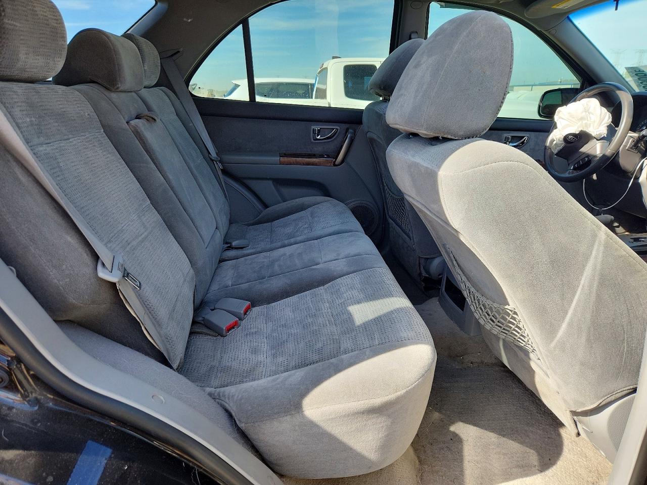 2005 KIA SORENTO