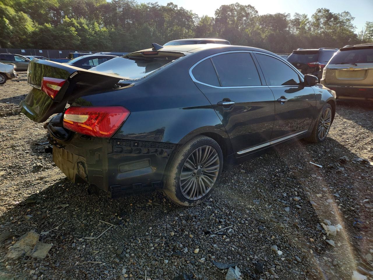 2014 KIA CADENZA