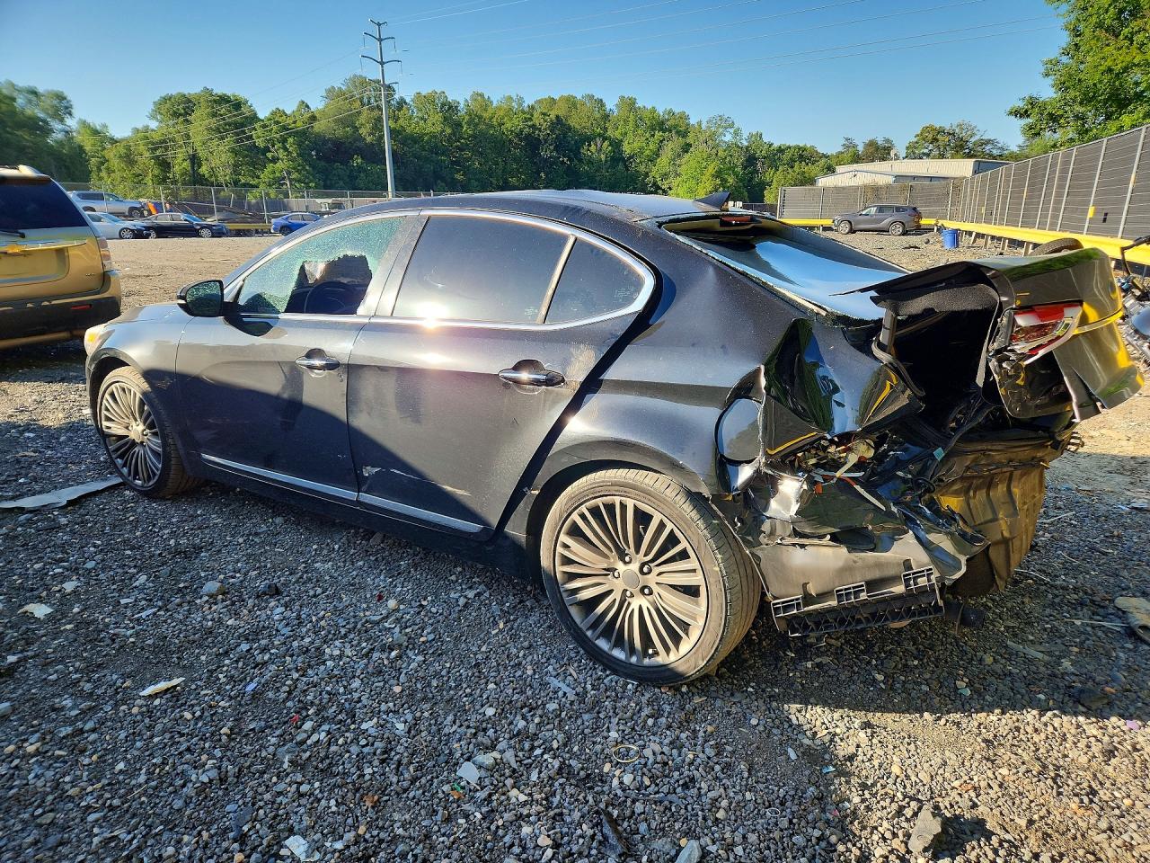 2014 KIA CADENZA