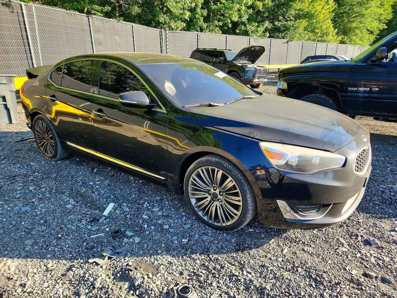 2014 KIA CADENZA