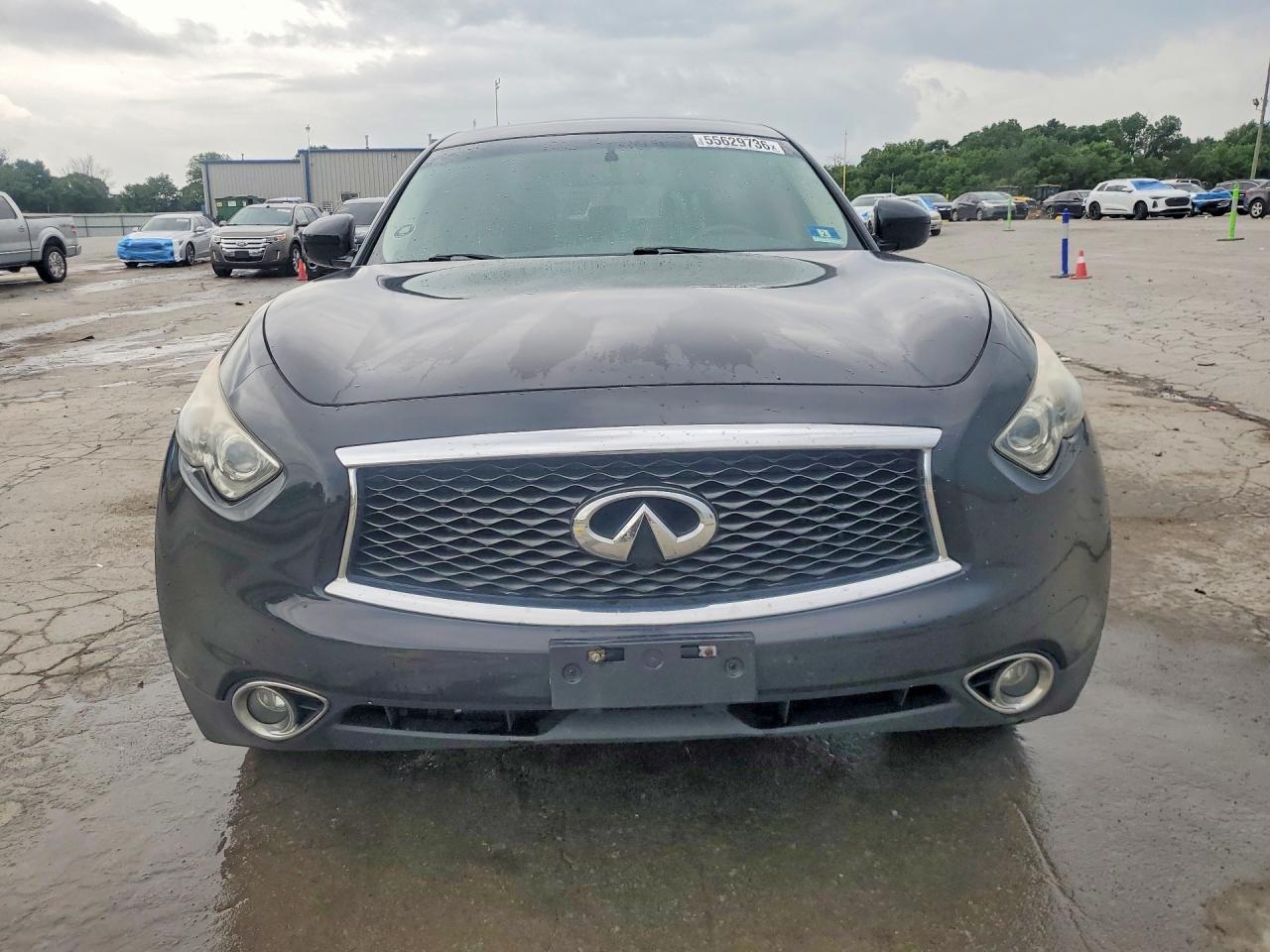 2017 INFINITI QX70
