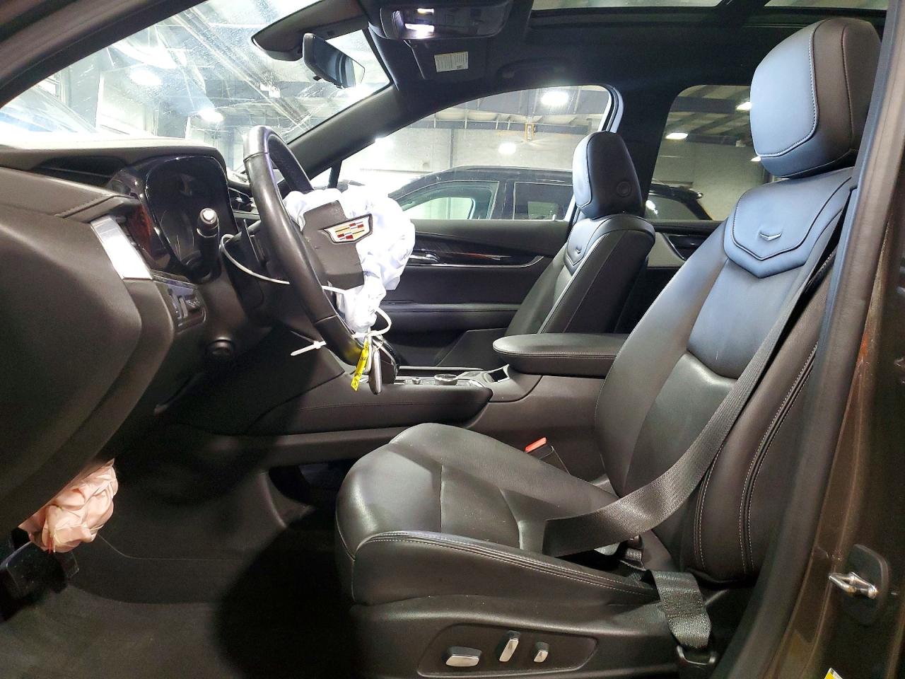 2020 CADILLAC XT6